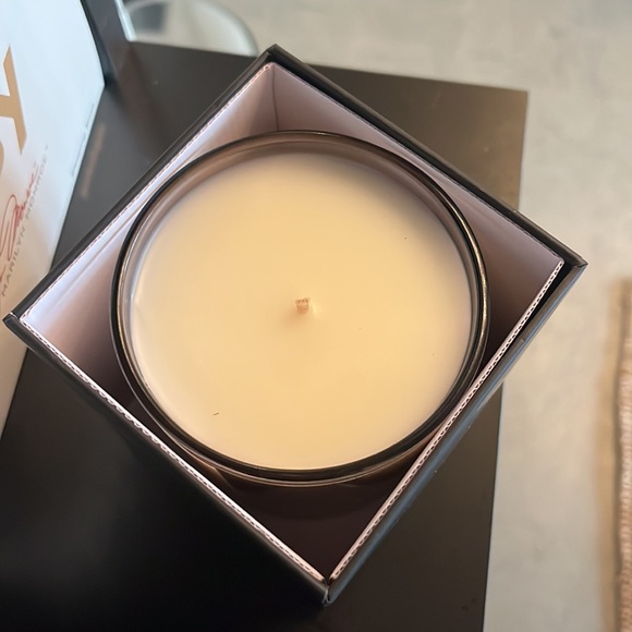 Salt + Stone Candle - Picture 4 of 5